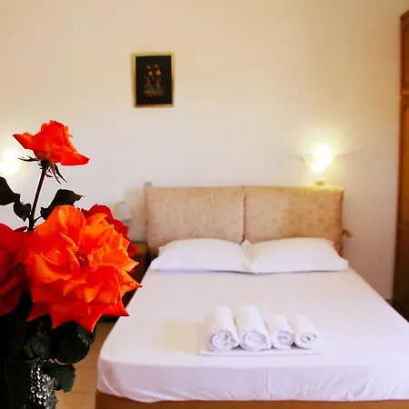 Apartment Dimitra *