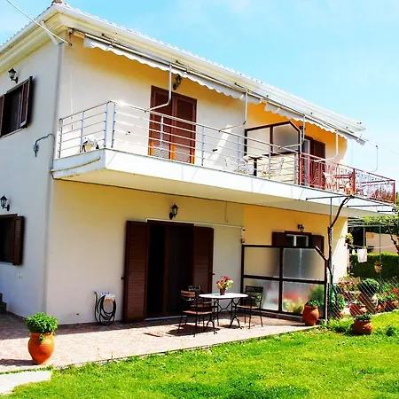 Apartment Dimitra *